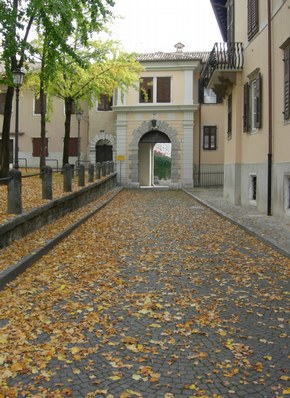 Entrance to Palazzo Lantieri