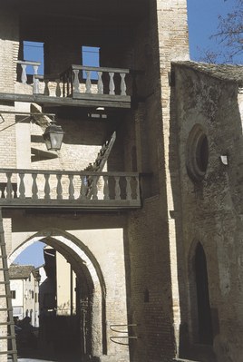 Detail of the gate tower.