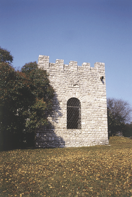 Tenuta di "Castelvecchio", particolare di una costruzione.