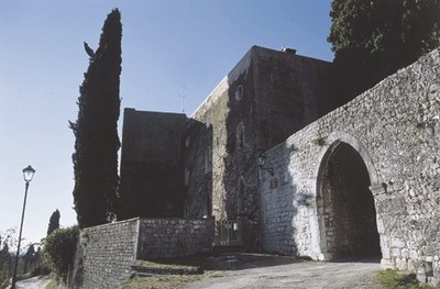 Veduta di Castel d'Aviano