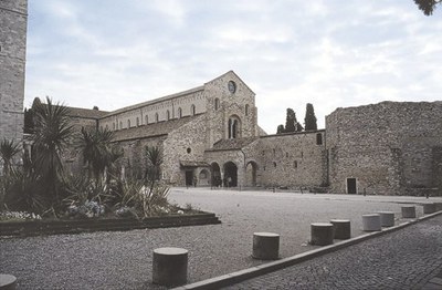 Vista d'insieme della Basilica aquileiese con l'attacco del battistero.