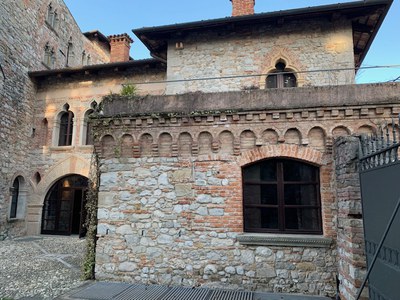 Castello Canussio  (3).jpg