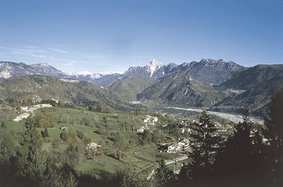 Panoramica da Lauco verso Fusea.