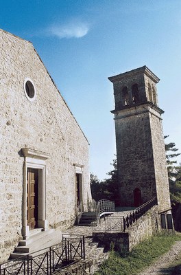 Facciata della chiesa di S. Pietro in castello (1247)