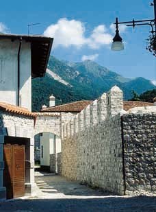 Un vicolo interno della cittadella.