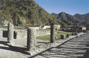 Il foro di Julium Carnicum.