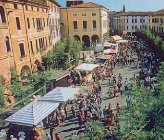 Veduta del borgo durante i festeggiamenti