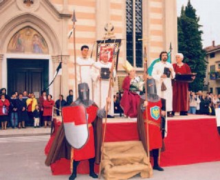 Protagonisti in costume
durante la manifestazione